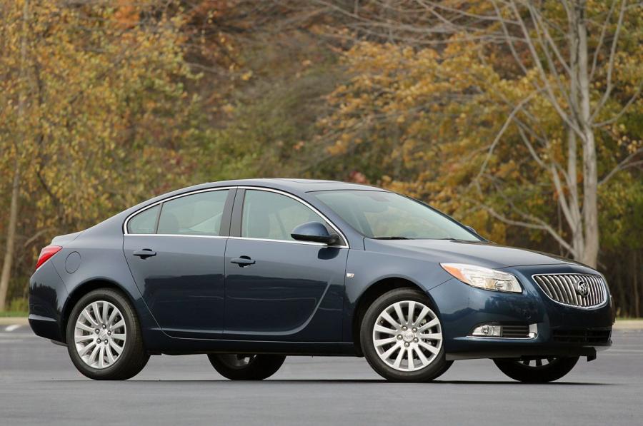  Buick Regal CXL 2011 года  (фото 1 из 47)